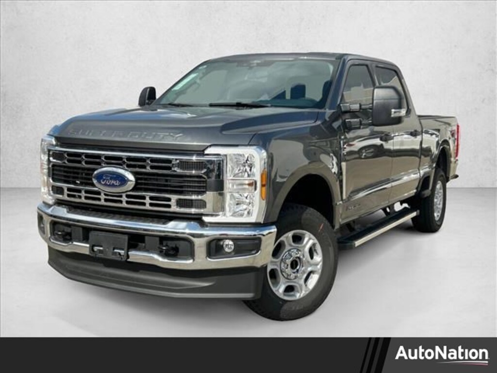 New 2026 Ford F-250 XLT Truck Crew Cab
