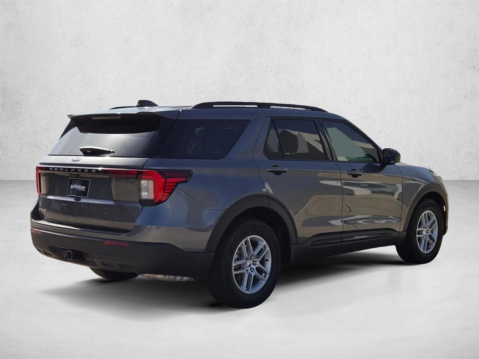 New 2026 Ford Explorer Active w/200A Pkg SUV