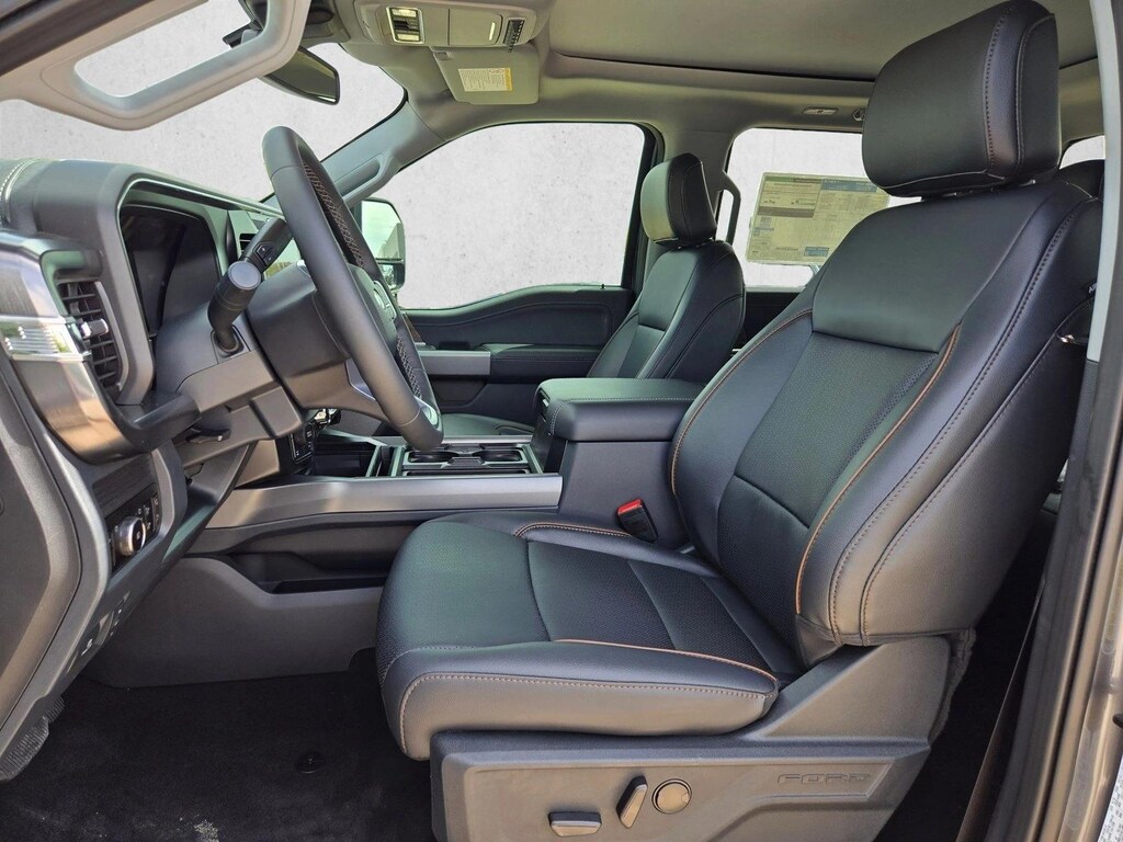 New 2026 Ford F-250 LARIAT Truck Crew Cab