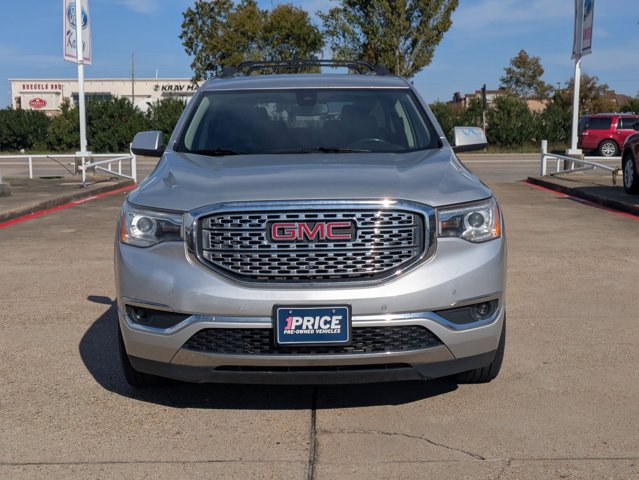 2019 Gmc Acadia Denali photo 2