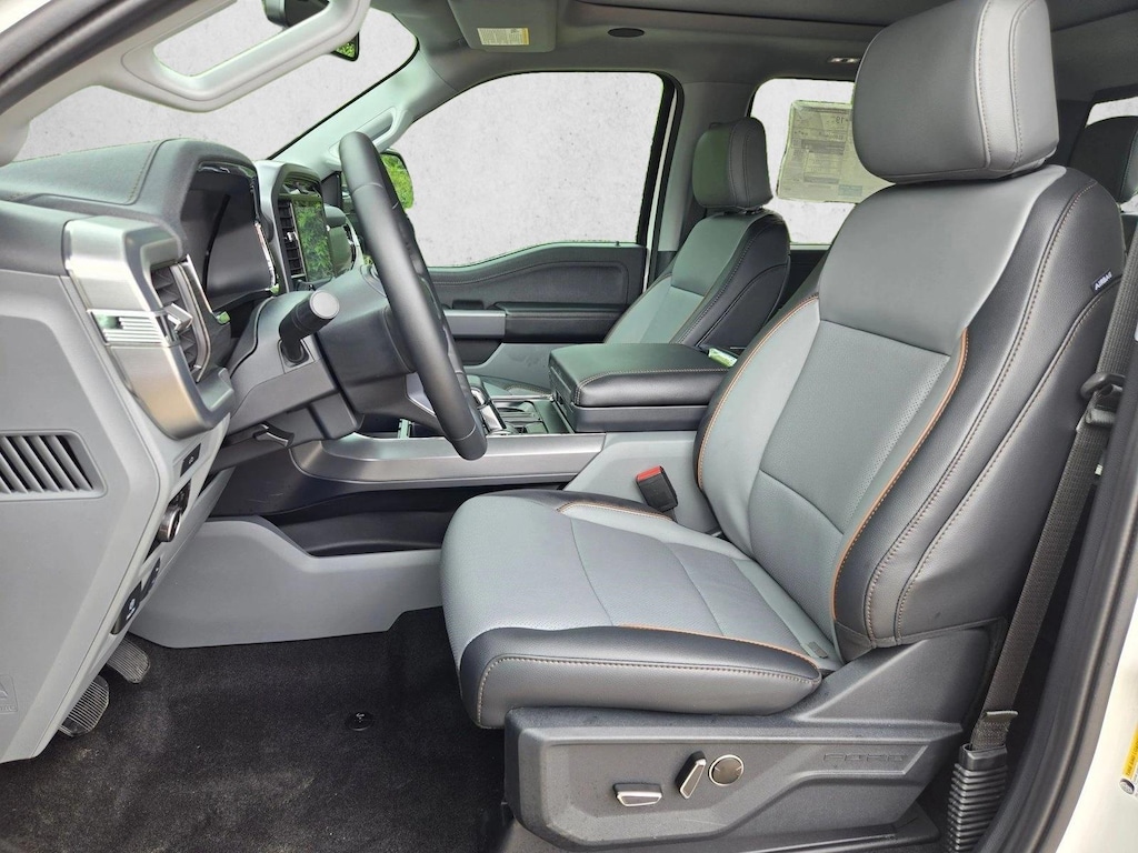 New 2026 Ford F-150 LARIAT Truck SuperCrew Cab