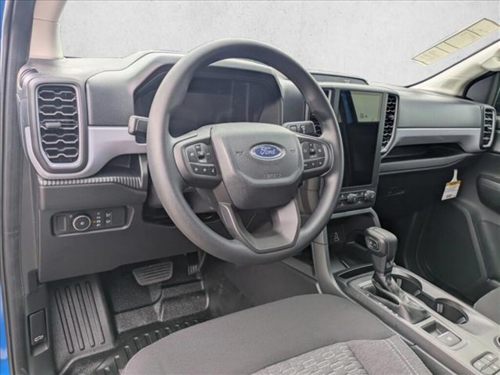 New 2025 Ford Ranger XL Truck SuperCrew