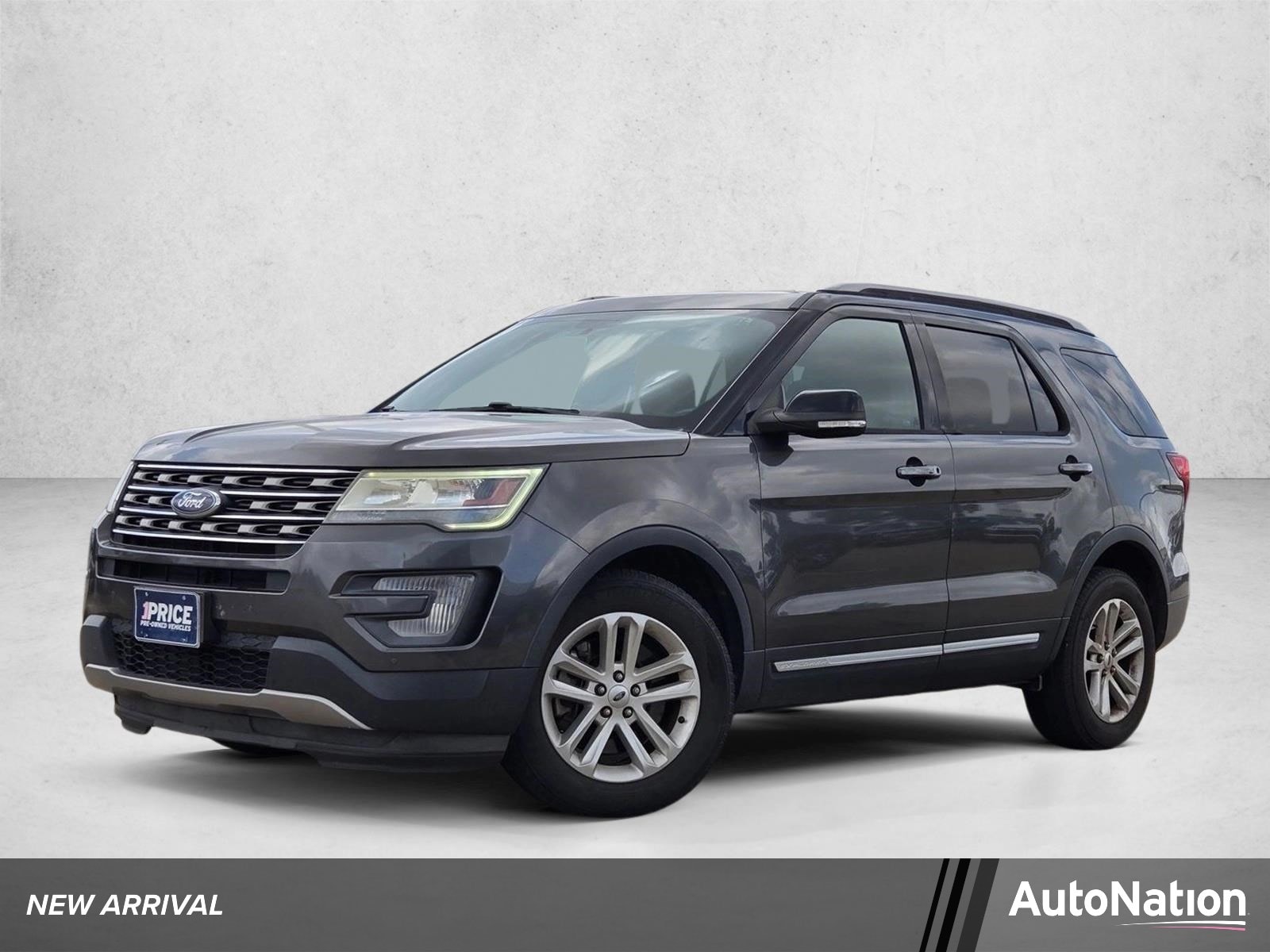 2017 Ford Explorer XLT FWD's photo