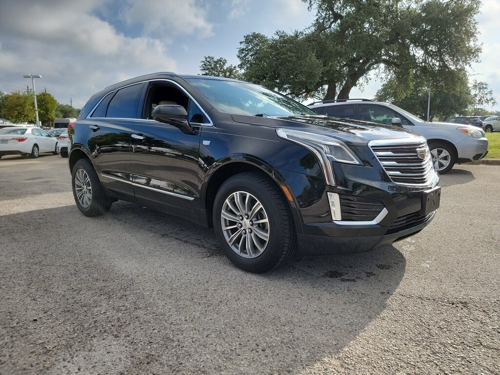Used 2017 CADILLAC XT5 Luxury FWD SUV