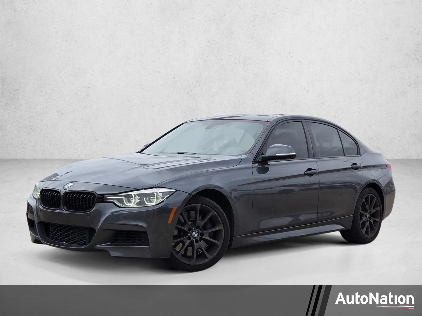 2017 BMW 3 Series 340i xDrive Sedan's photo
