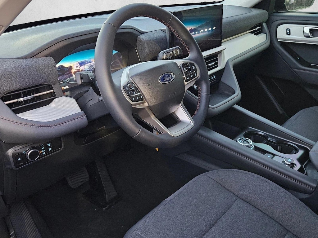 New 2026 Ford Explorer Active w/200A Pkg SUV