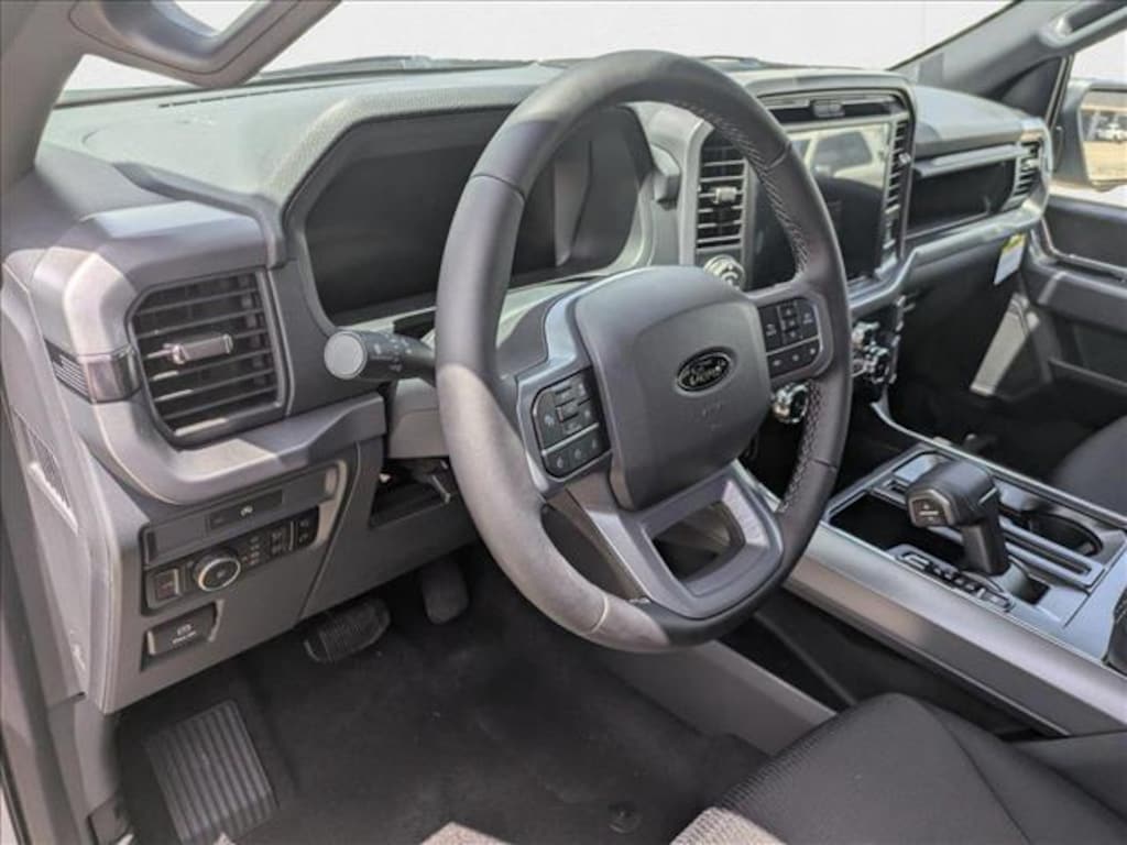 New 2025 Ford F-150 XLT Truck SuperCrew Cab