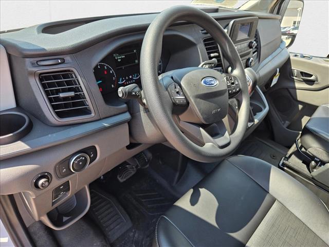 2025 Ford Transit photo 2