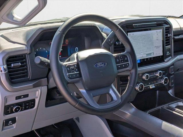 2025 Ford F-150 XLT photo 3