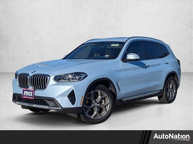 2022 BMW X3 30i's photo