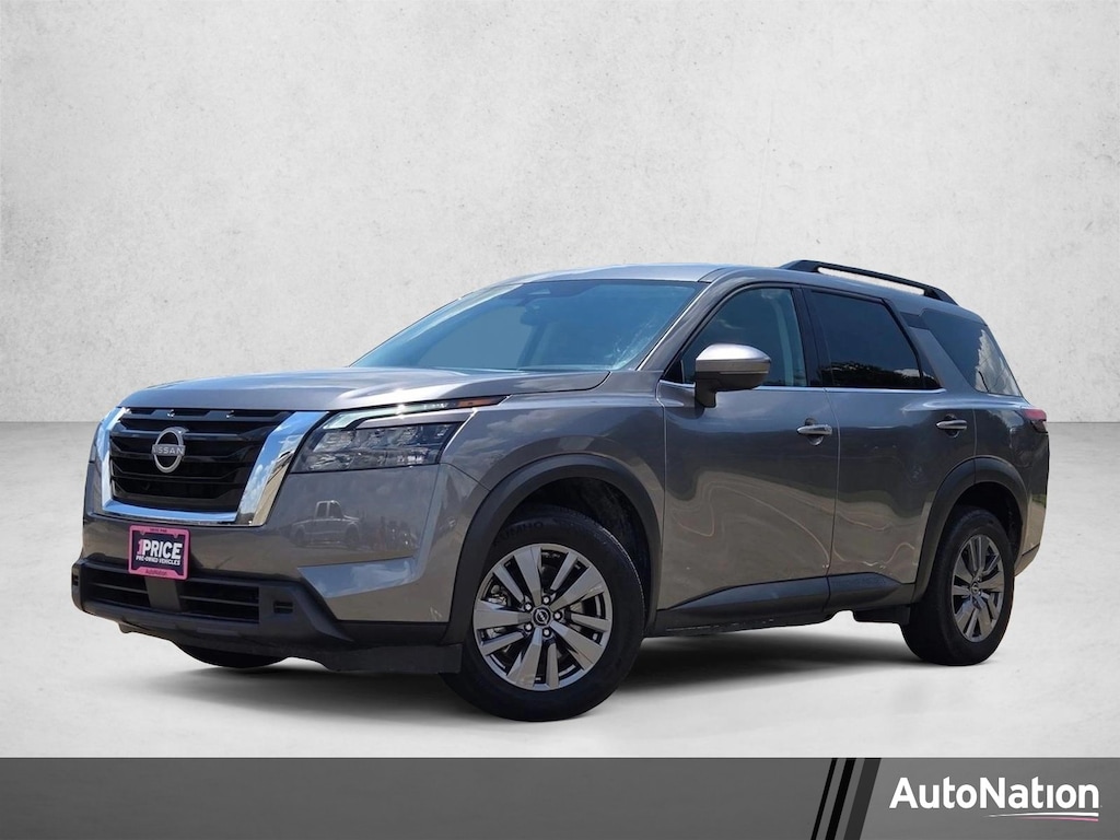 Used 2025 Nissan Pathfinder SV SUV