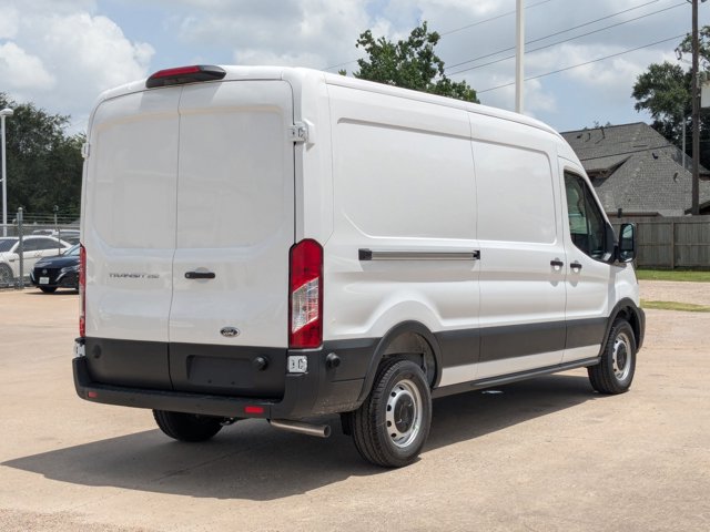 2025 Ford Transit photo 2