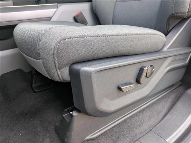 2025 Ford F-150 XLT photo 4