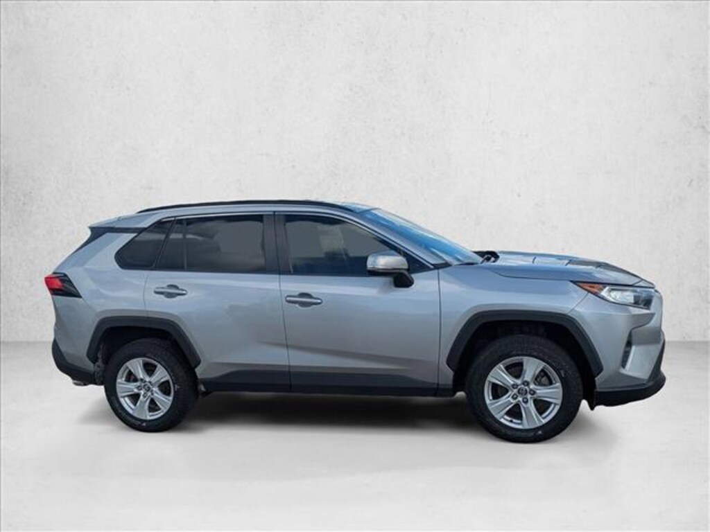 Used 2021 Toyota RAV4 XLE SUV