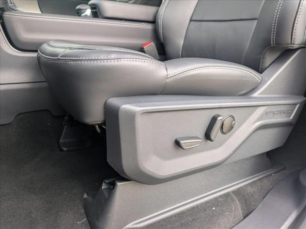 New 2025 Ford Expedition Max Platinum SUV