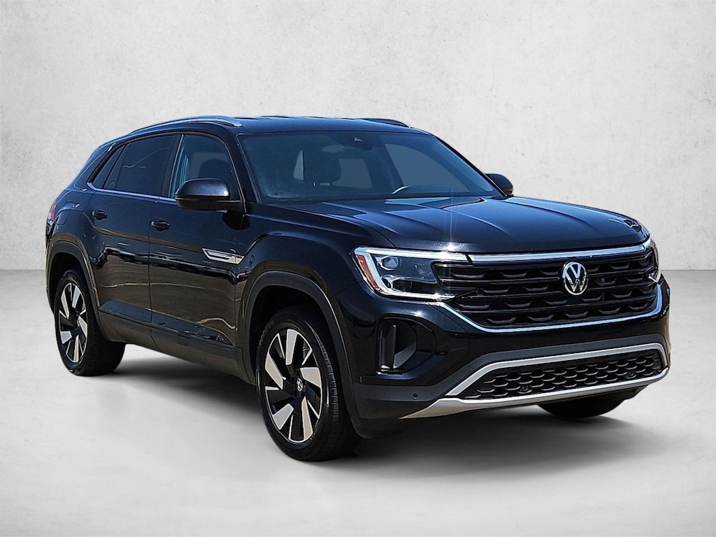 Used 2025 Volkswagen Atlas Cross Sport 2.0T SE w/Technology SUV