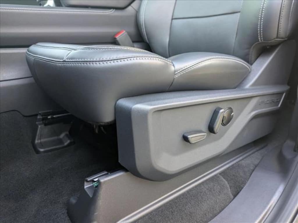 New 2025 Ford Expedition Platinum SUV