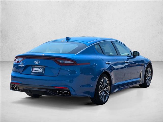 2019 Kia Stinger Premium photo 4