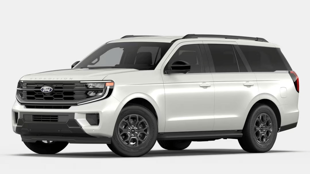 Ford Expedition in Star White Metallic