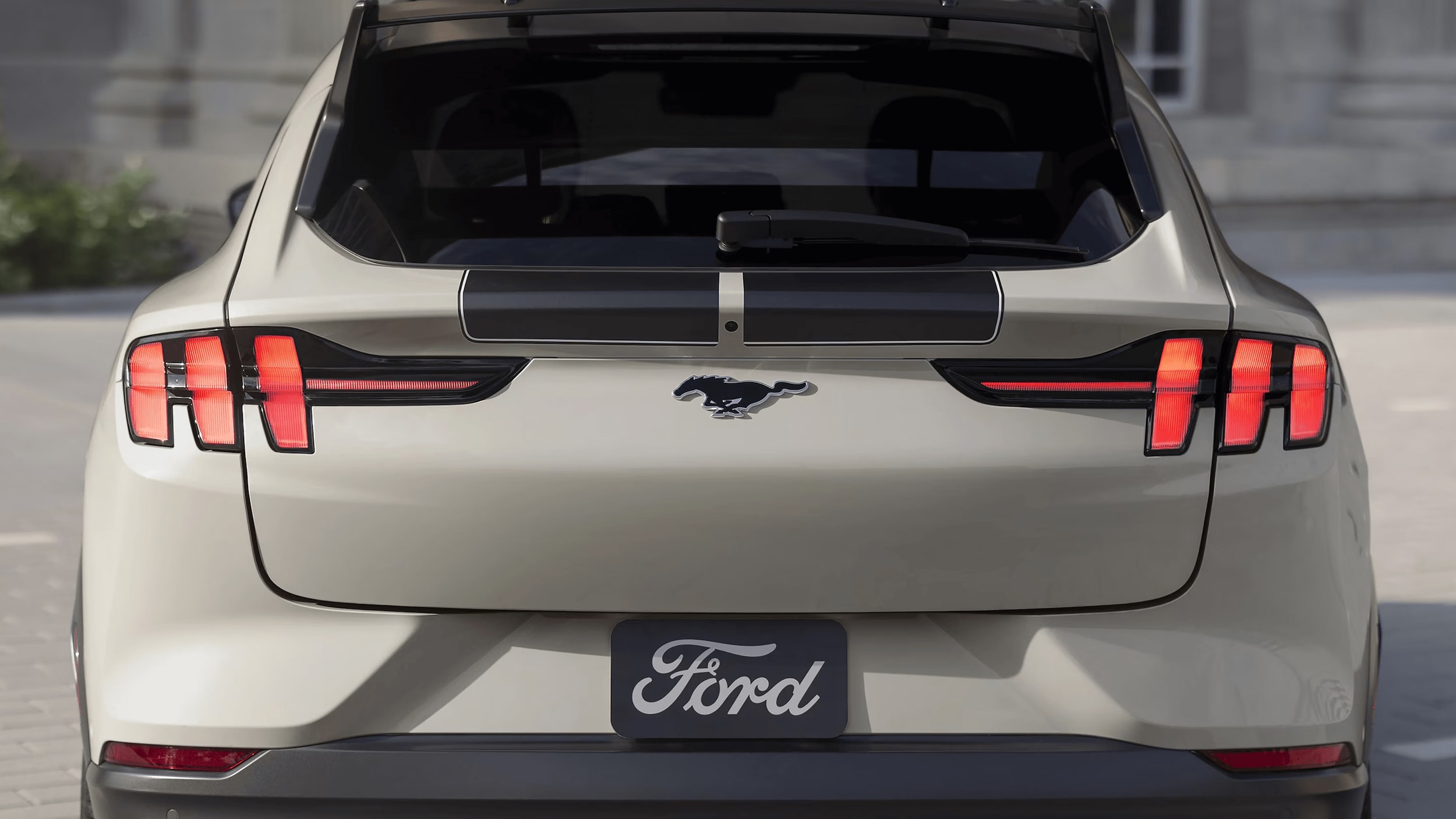 Learn about the exterior features of the Ford Mustang Mach-E External shot of the taillight design of the Ford Mustang Mach-E
