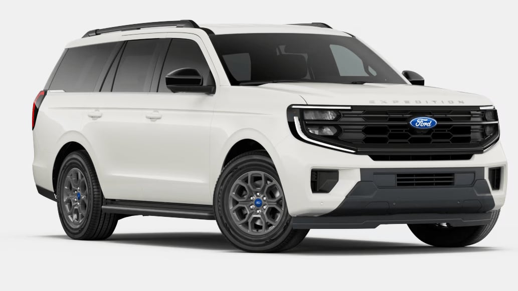 Ford Expedition in Star White Metallic