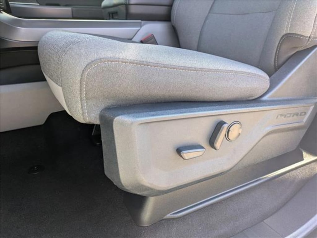 New 2025 Ford F-150 XLT Truck SuperCrew Cab