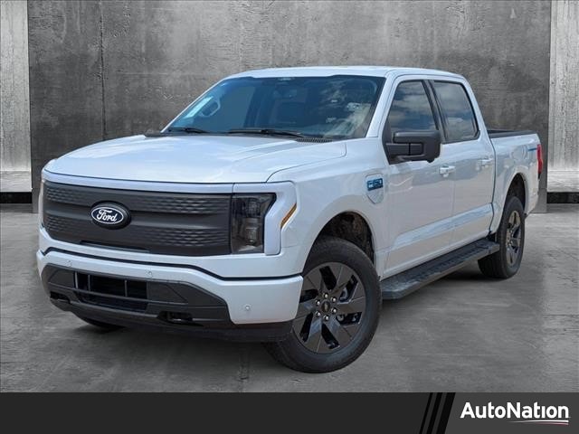 2025 Ford F-150 Lightning Flash's photo