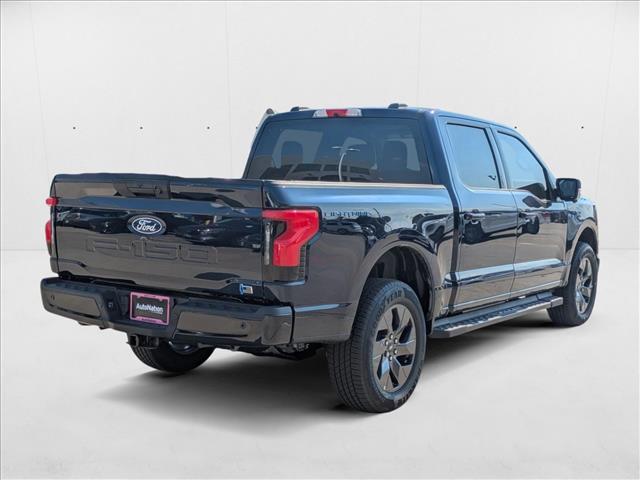 2025 Ford F-150 Lightning photo 2