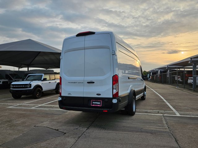 2025 Ford Transit photo 2