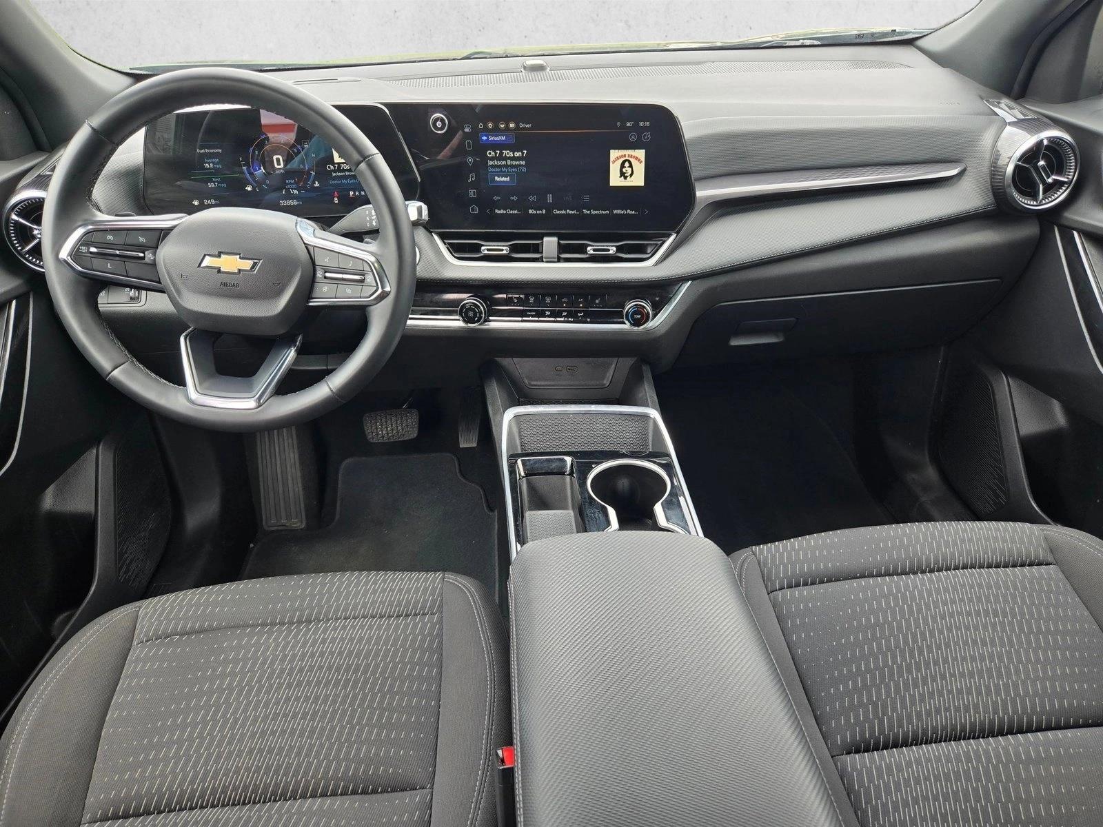 2025 Chevrolet Equinox LT - Photo 17