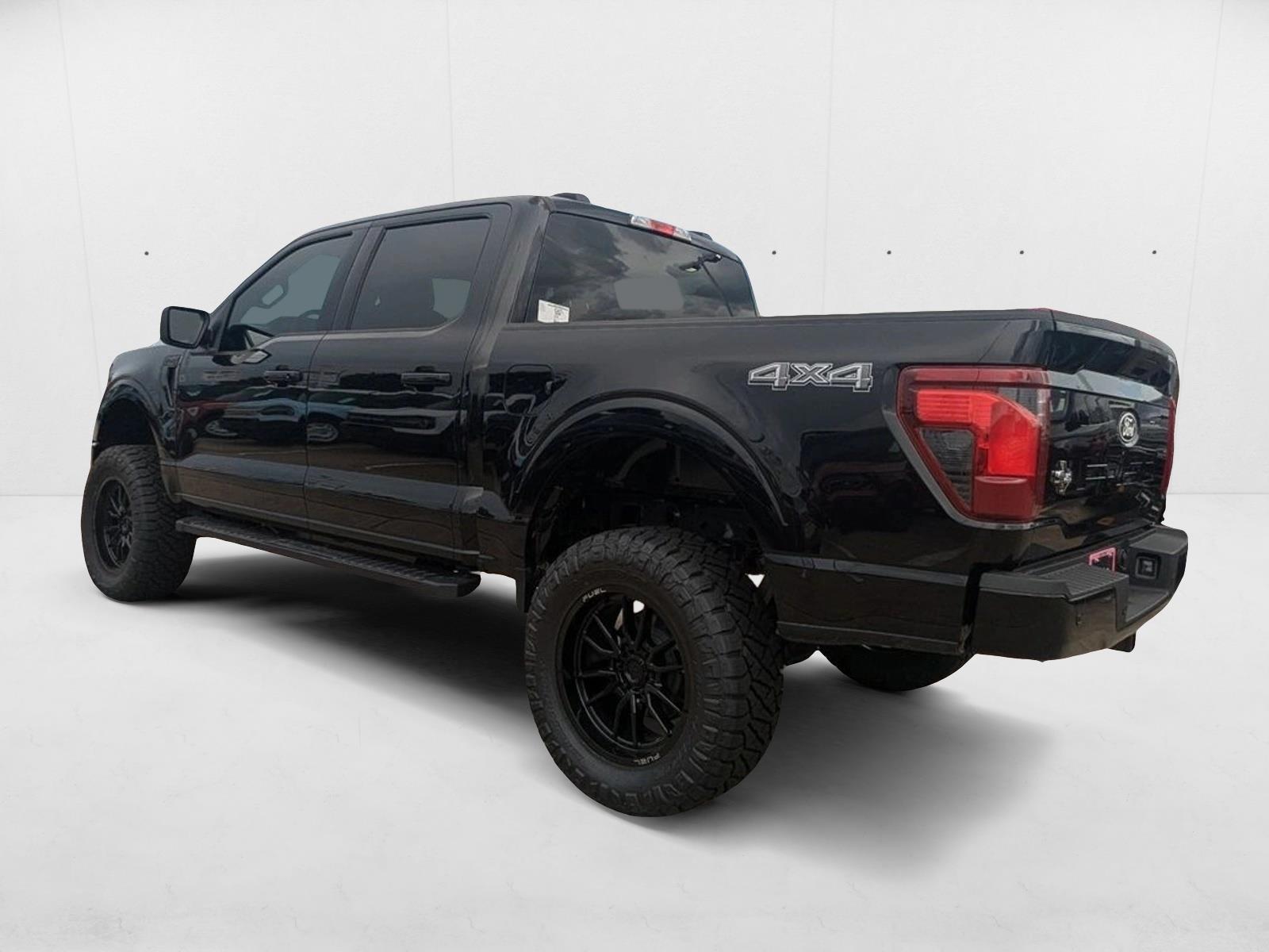 2025 Ford F-150 XLT - Photo 9