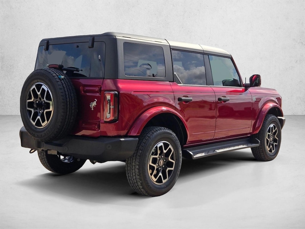 New 2026 Ford Bronco Outer Banks SUV