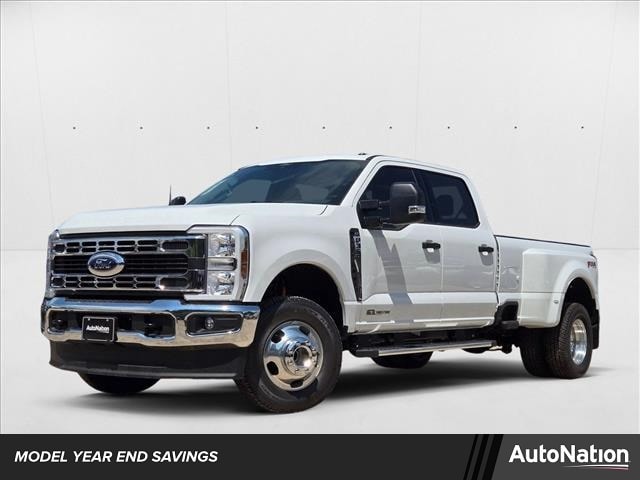 2025 Ford F-350 Super Duty XLT's photo