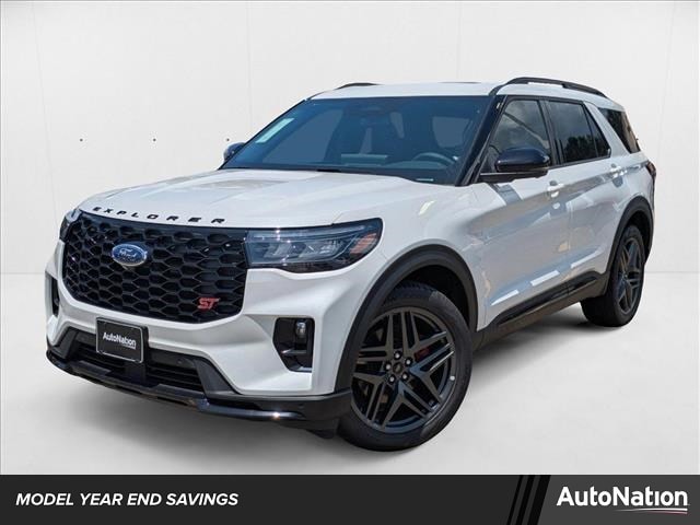 2025 Ford Explorer ST's photo