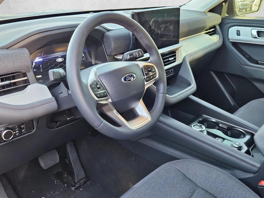 New 2026 Ford Explorer Active w/200A Pkg SUV