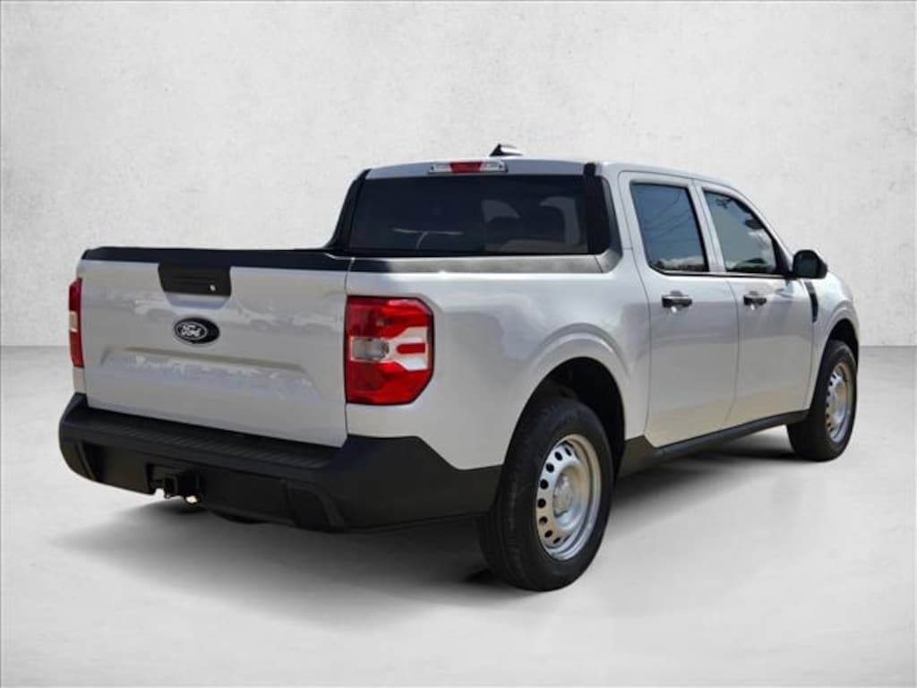 New 2026 Ford Maverick XL Truck SuperCrew