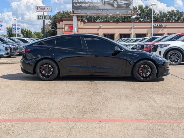 2024 Tesla Model 3 Performance photo 4