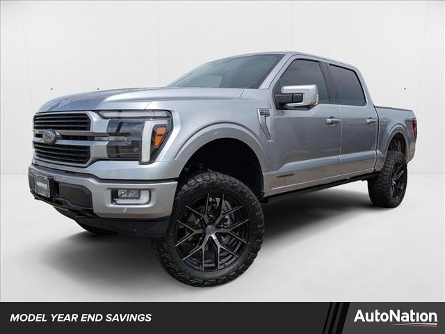 2025 Ford F-150 Platinum's photo