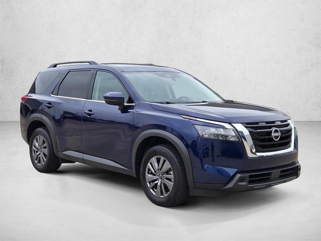Used 2025 Nissan Pathfinder SV SUV