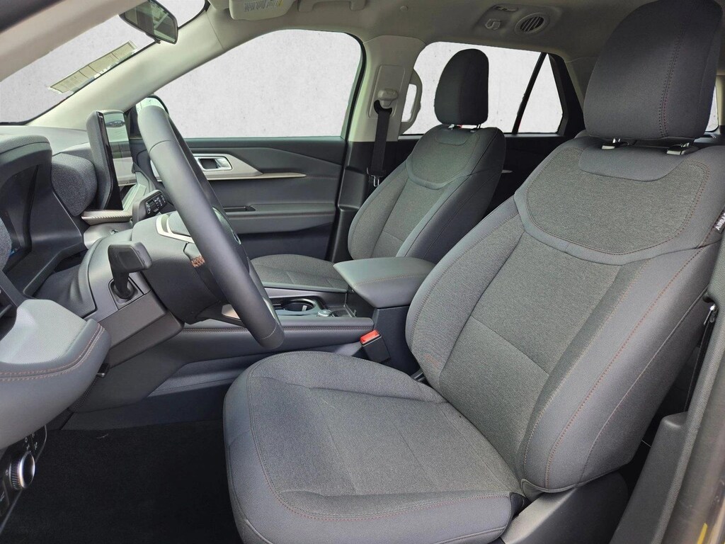 New 2026 Ford Explorer Active w/200A Pkg SUV