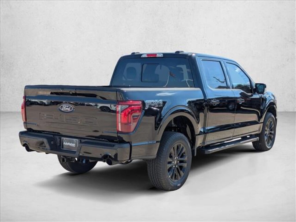 New 2025 Ford F-150 LARIAT Truck SuperCrew Cab