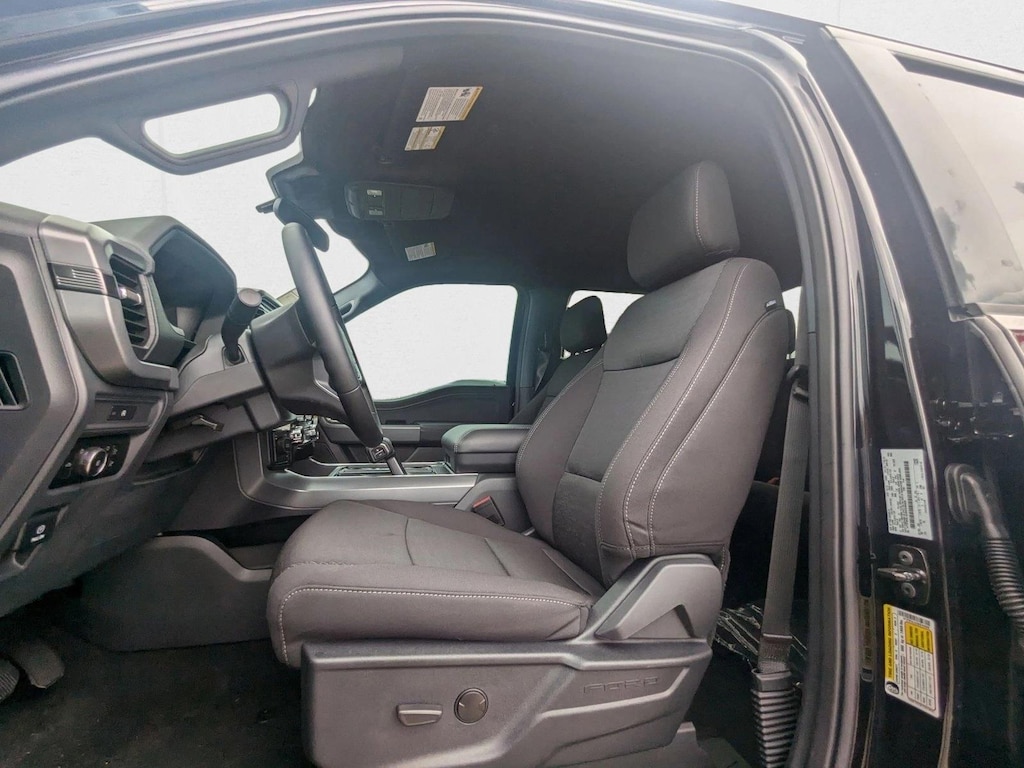 New 2025 Ford F-150 XLT Truck SuperCrew Cab