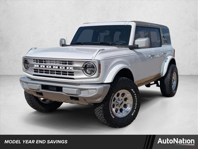 2025 Ford Bronco 4-Door Base's photo