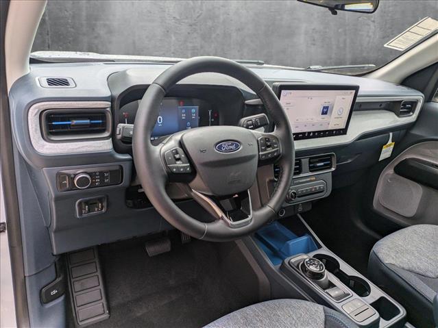 2025 Ford Maverick XLT photo 3