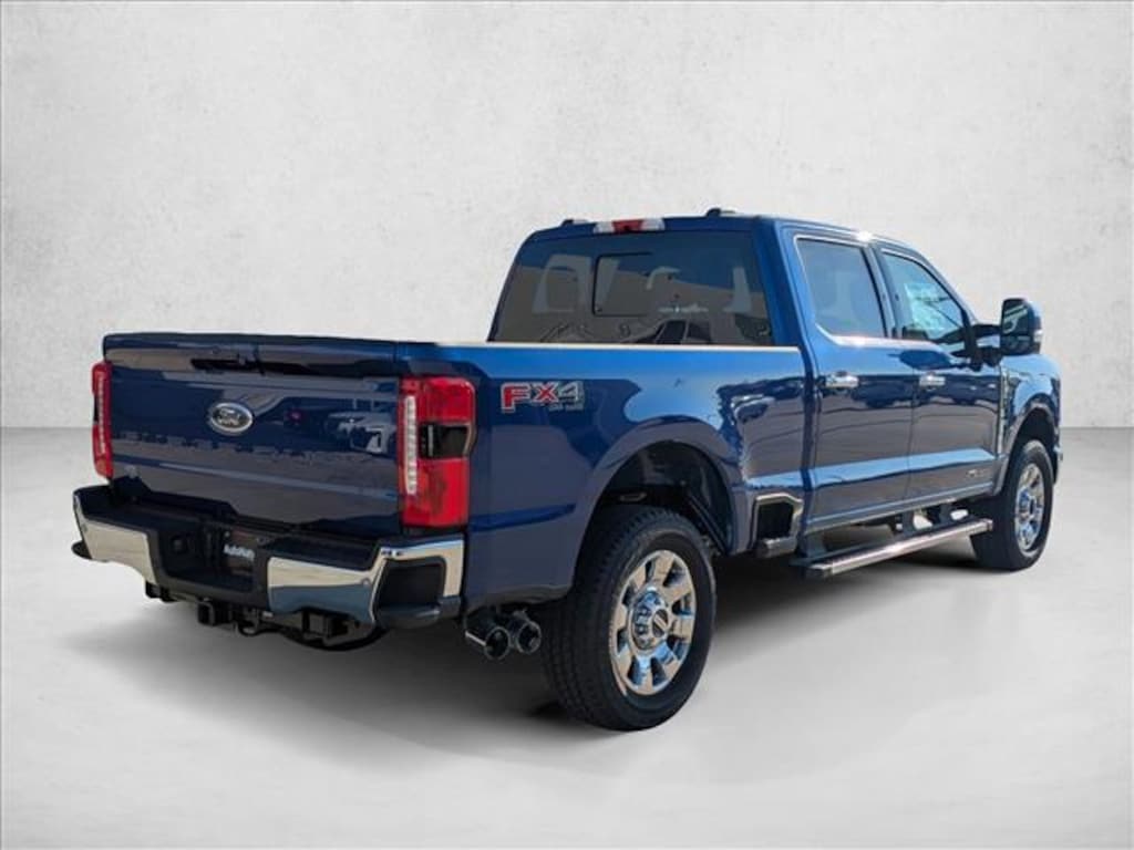 New 2026 Ford F-250 LARIAT Truck Crew Cab