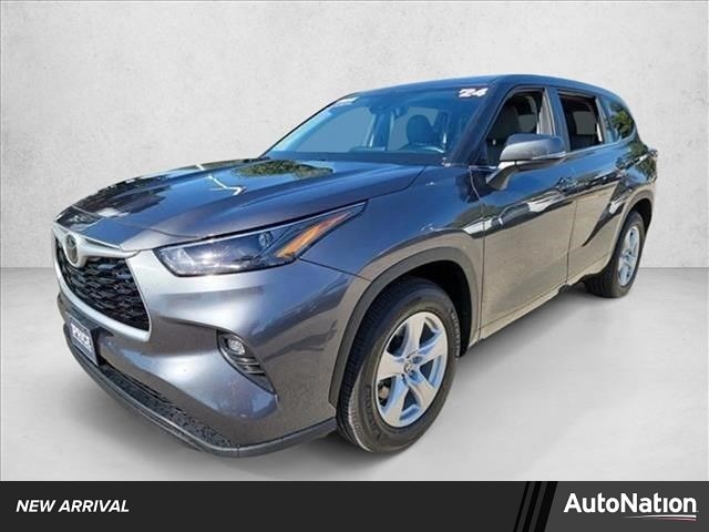 2024 Toyota Highlander LE