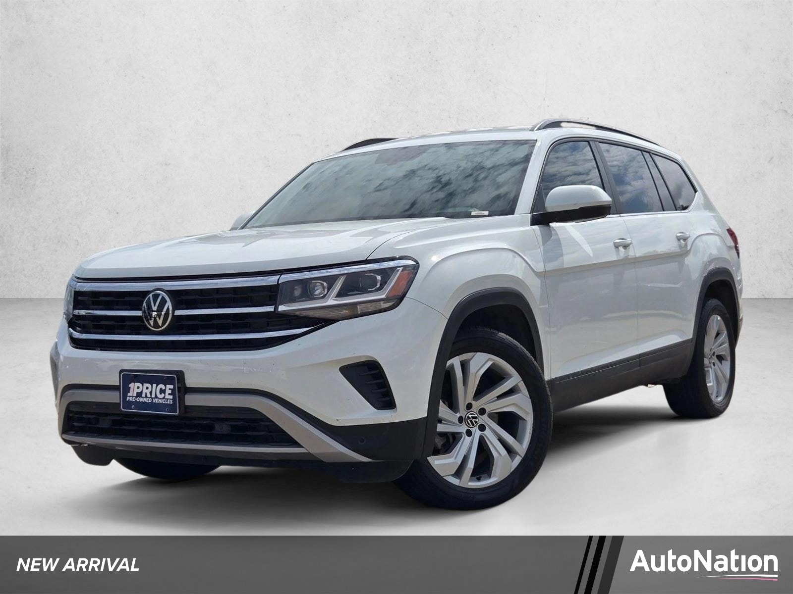 2022 Volkswagen Atlas 3.6L SE w/Tech's photo