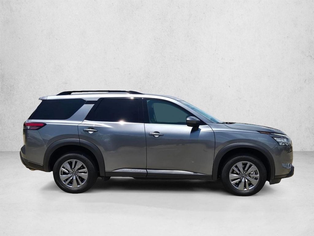 Used 2025 Nissan Pathfinder SV SUV