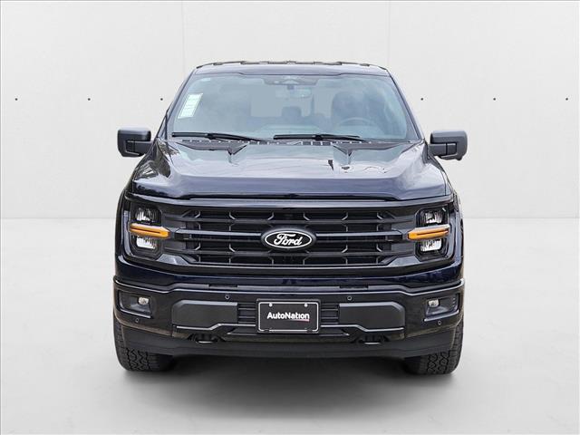 2025 Ford F-150 XLT photo 2
