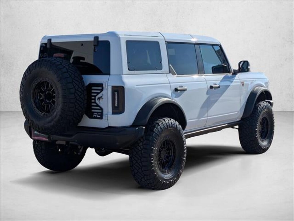 New 2025 Ford Bronco Badlands SUV